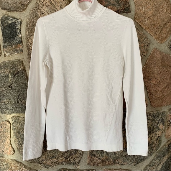 Tribal White Turtleneck Sweater - Picture 1 of 4